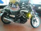 Yamaha V-Max 1200cc 140cv. modelo 2000